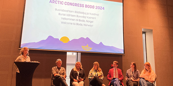 Gwen Holdmann and Magnus de Witt, center, were among the panelists to discuss “The social dimensions of energy transition in the Arctic” at Arctic Congress Bodø 2024. Photo by Alexandra Meyer.
