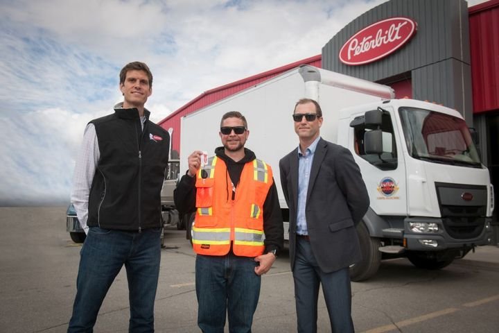 First Peterbilt Electric Truck Delivered to Municipality of Anchorage