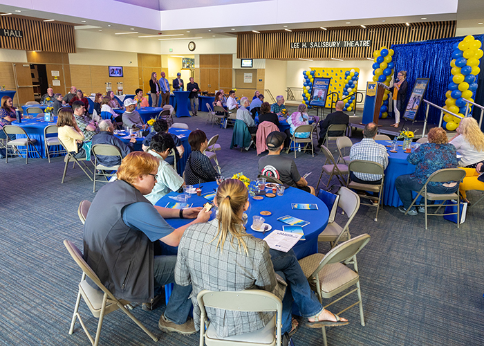 See caption and credit in pop-up window for image description.