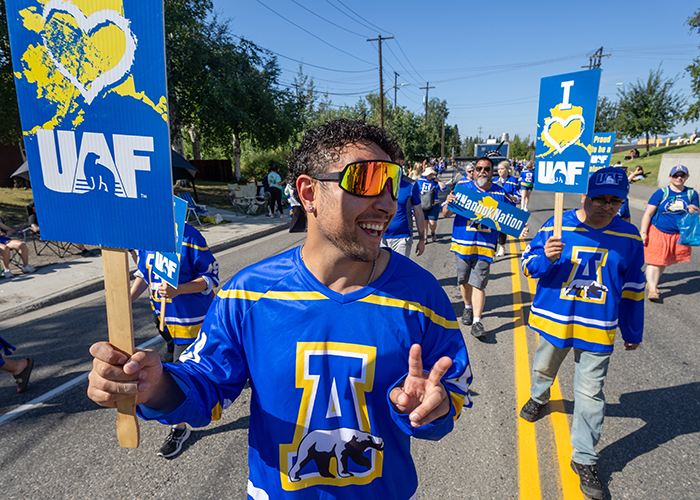 See caption and credit in pop-up window for image description.