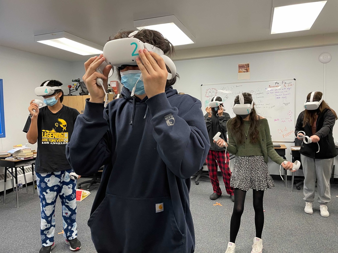 TCC Career Explorers students try out virtual reality headsets