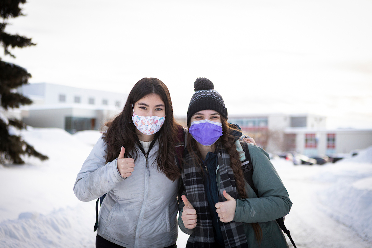 UAF students on their first day back from winter break start the 2022 spring semester. 1/10/21 (UAF photo by Leif Van Cise)