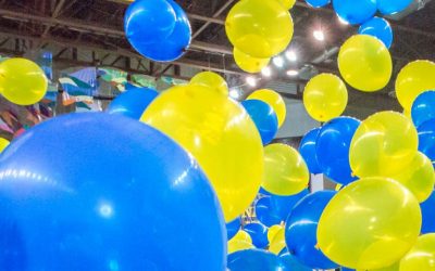 blue and yellow balloons