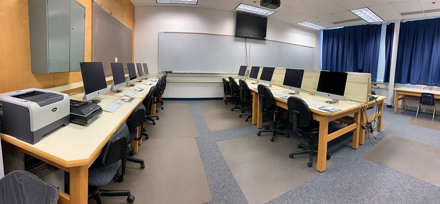 Bunnell 126 writing and multimedia lab