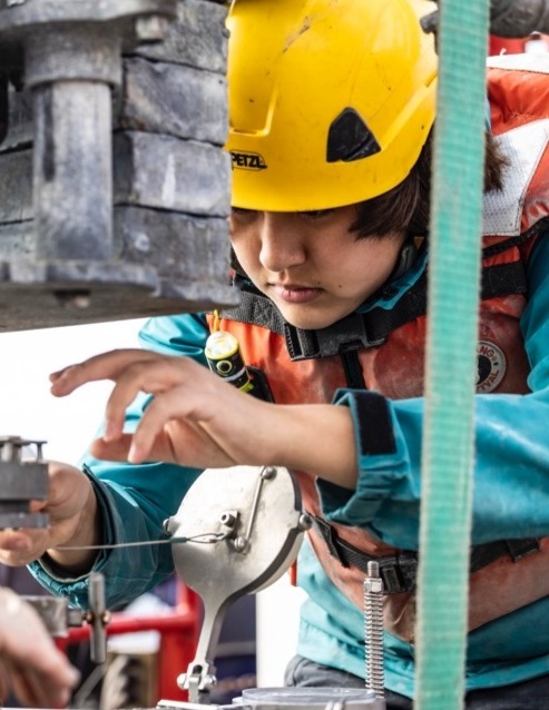 Xochitl working on the Sikuliaq
