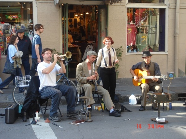 Bourbon Street performers. Photo by Alexis Fernandez