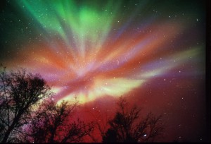 Photo by Jan Curtis, courtesy of the UAF Geophysical Institute. Auroral display
