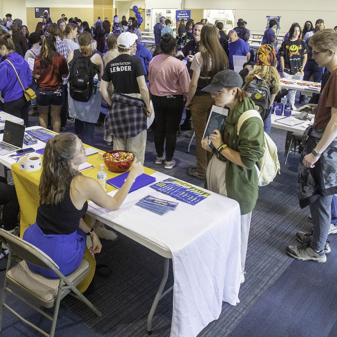 Students talk to advisors and representatives during a registration event at the University of Alaska Fairbanks.
