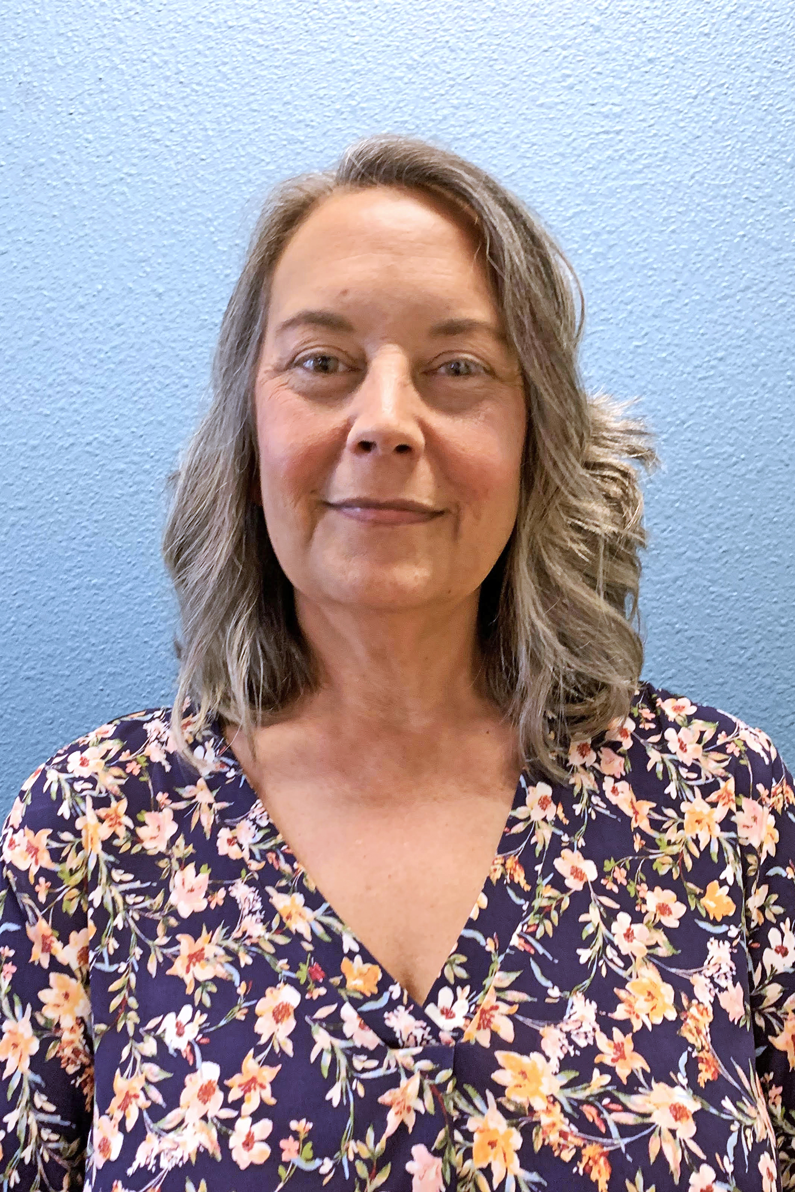 Headshot photo of Kimberly (Kim) Cox, the new director of the University of Alaska Fairbanks Office of Grants and Contracts Administration (OGCA).