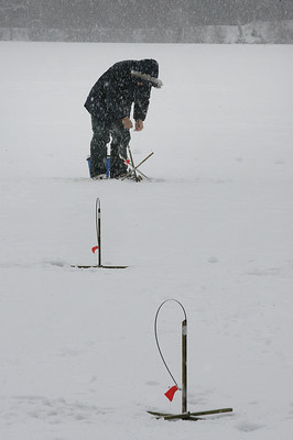 Ice Fishing 