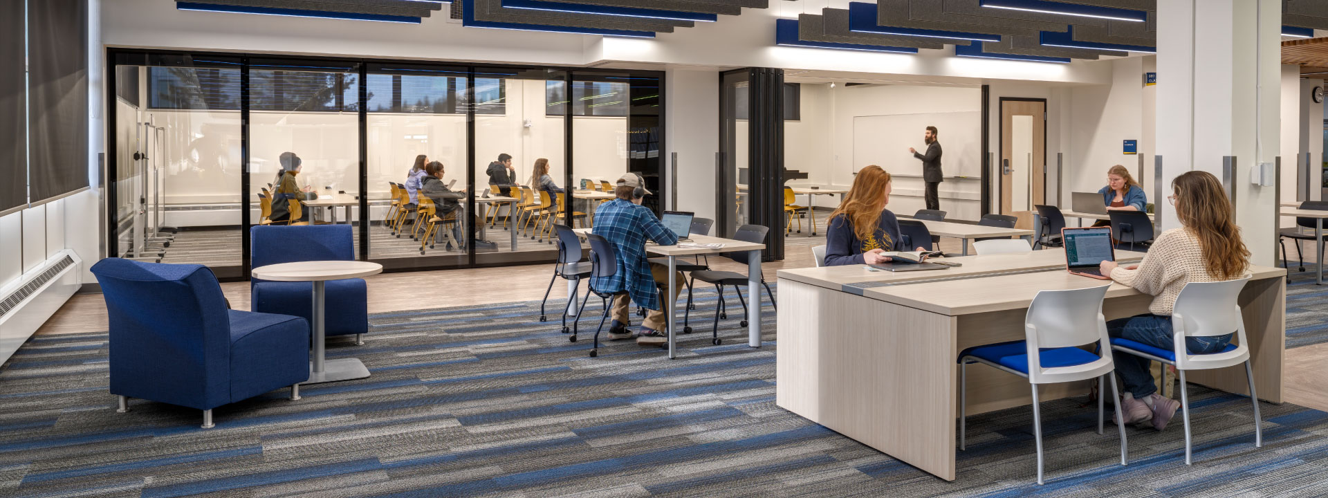 SSC open study area with reservable classroom in background