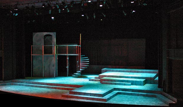 Set design: balcony, stairs and platforms